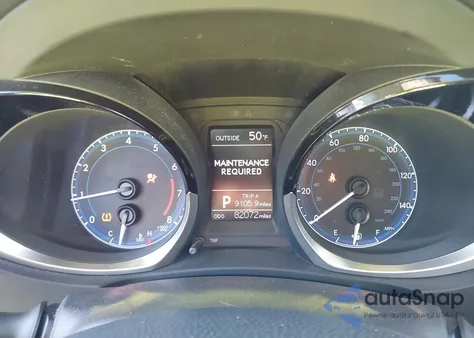 2016 Toyota Corolla S Plus z USA, uszkodzony, nr VIN 5YFBURHE4GP493859